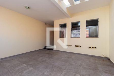 Casa à venda com 120m², 3 quartos e 2 vagas Casa à venda com 120m², 3 quartos e 2 vagasGaragem