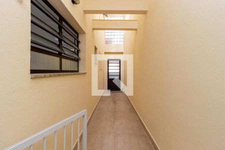 Casa à venda com 120m², 3 quartos e 2 vagas Casa à venda com 120m², 3 quartos e 2 vagasCorredor