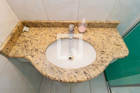 Casa à venda com 120m², 3 quartos e 2 vagas Casa à venda com 120m², 3 quartos e 2 vagasDetalhe Banheiro - Suíte