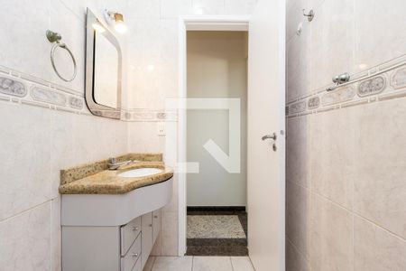 Casa à venda com 120m², 3 quartos e 2 vagas Casa à venda com 120m², 3 quartos e 2 vagasBanheiro - Social