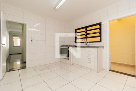 Casa à venda com 120m², 3 quartos e 2 vagas Casa à venda com 120m², 3 quartos e 2 vagasCozinha