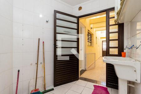 Casa à venda com 120m², 3 quartos e 2 vagas Casa à venda com 120m², 3 quartos e 2 vagasÁrea de Serviço