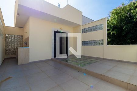 Casa à venda com 120m², 3 quartos e 2 vagas Casa à venda com 120m², 3 quartos e 2 vagasVaranda - Quarto 2