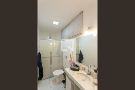 Apartamento à venda com 232m², 3 quartos e 1 vaga Apartamento à venda com 232m², 3 quartos e 1 vagaBanheiro da Suíte