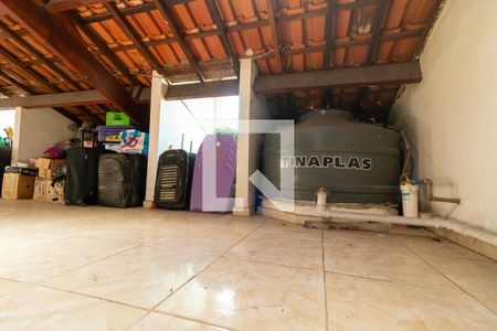 Casa para alugar com 182m², 3 quartos e 2 vagas Casa para alugar com 182m², 3 quartos e 2 vagasÁrea de Serviço