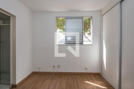 Apartamento à venda com 85m², 3 quartos e 2 vagasSuíte