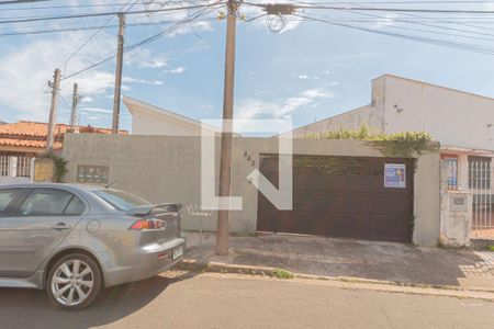 Casa para alugar com 290m², 3 quartos e 4 vagas Casa para alugar com 290m², 3 quartos e 4 vagasfachada