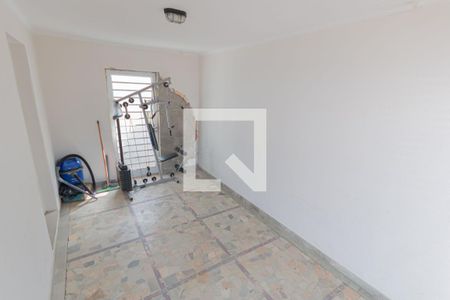 Casa para alugar com 290m², 3 quartos e 4 vagas Casa para alugar com 290m², 3 quartos e 4 vagasGaragem