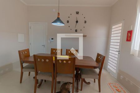 Casa para alugar com 290m², 3 quartos e 4 vagas Casa para alugar com 290m², 3 quartos e 4 vagasSala de Jantar