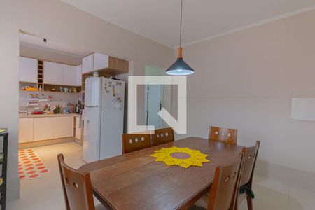 Casa para alugar com 290m², 3 quartos e 4 vagas Casa para alugar com 290m², 3 quartos e 4 vagasSala de Jantar