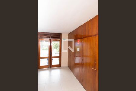 Apartamento para alugar com 50m², 2 quartos e 1 vagaHall social
