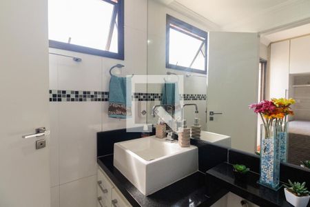 Apartamento à venda com 62m², 2 quartos e 1 vagaBanheiro Suíte 