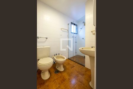 Banheiro de apartamento para alugar com 1 quarto, 45m² em Jardim Paulista, São Paulo