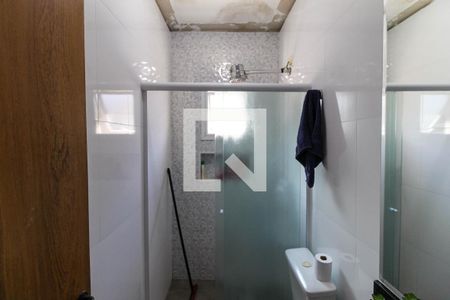 Casa à venda com 125m², 3 quartos e 4 vagas Casa à venda com 125m², 3 quartos e 4 vagasBanheiro