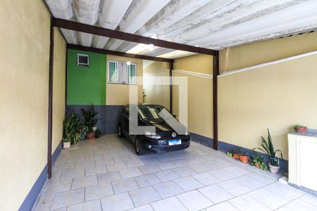 Casa à venda com 125m², 3 quartos e 4 vagas Casa à venda com 125m², 3 quartos e 4 vagasGaragem