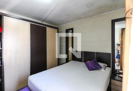 Quarto Suíte de casa à venda com 3 quartos, 125m² em Parque Tomas Saraiva, São Paulo