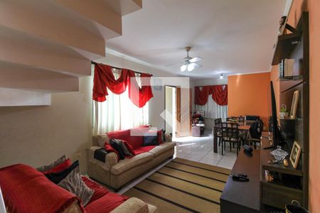 Sala de casa à venda com 3 quartos, 125m² em Parque Tomas Saraiva, São Paulo