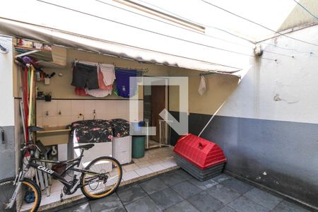 Casa à venda com 125m², 3 quartos e 4 vagas Casa à venda com 125m², 3 quartos e 4 vagasÁrea de Serviço