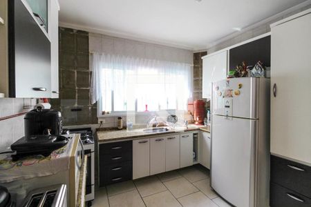 Casa à venda com 125m², 3 quartos e 4 vagas Casa à venda com 125m², 3 quartos e 4 vagasCozinha