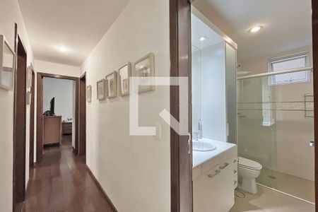 Apartamento à venda com 130m², 4 quartos e 2 vagasCorredor