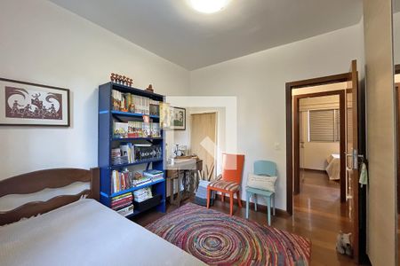 Apartamento à venda com 130m², 4 quartos e 2 vagasQuarto 3