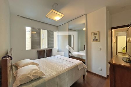 Apartamento à venda com 130m², 4 quartos e 2 vagasQuarto Suíte