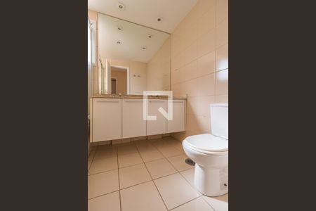 Apartamento à venda com 178m², 3 quartos e 2 vagasBanheiro da Suíte 2