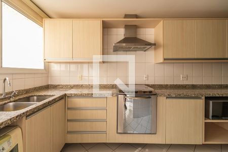 Apartamento à venda com 178m², 3 quartos e 2 vagasCozinha
