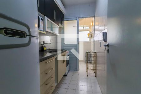 Apartamento para alugar com 65m², 2 quartos e 1 vaga Apartamento para alugar com 65m², 2 quartos e 1 vagaCozinha