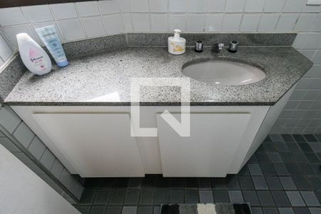 Apartamento para alugar com 56m², 1 quarto e 2 vagasBanheiro da Suíte
