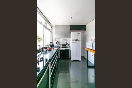 Apartamento à venda com 147m², 4 quartos e 2 vagasCozinha