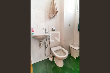 Apartamento à venda com 147m², 4 quartos e 2 vagasBanheiro de Serviço