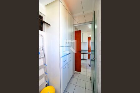 Apartamento à venda com 82m², 3 quartos e 1 vagaÁrea de Serviço