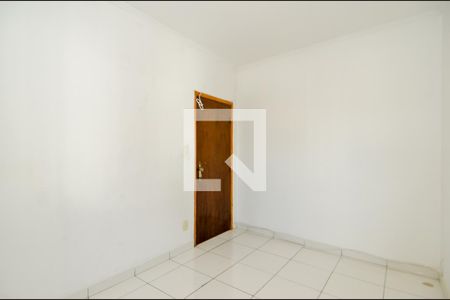 Quarto 2 de casa à venda com 4 quartos, 230m² em Vila Antonieta, Guarulhos