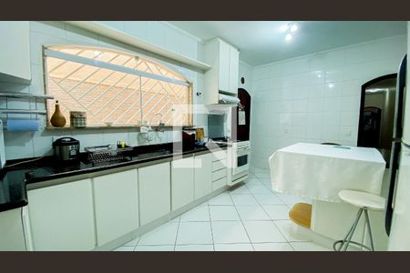 Cozinha de casa à venda com 3 quartos, 161m² em Parque Oratorio, Santo André