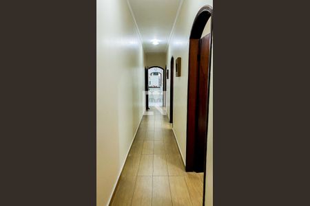 Corredor de casa à venda com 3 quartos, 161m² em Parque Oratorio, Santo André