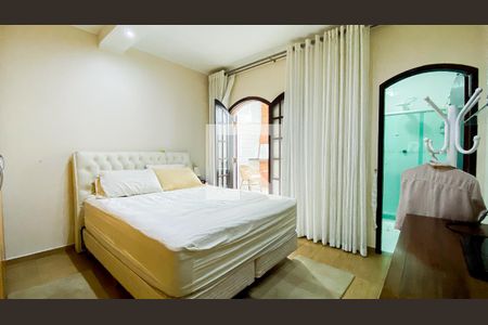 Suite de casa à venda com 3 quartos, 161m² em Parque Oratorio, Santo André