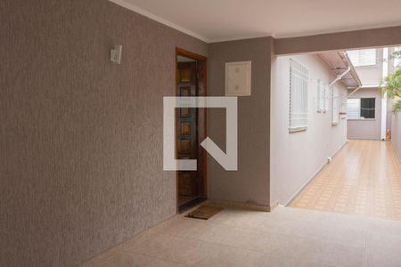 Casa à venda com 235m², 4 quartos e 4 vagasEntrada principal