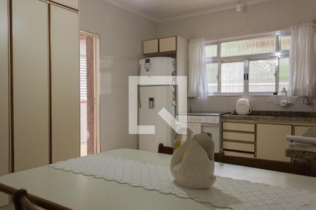 Casa à venda com 235m², 4 quartos e 4 vagasCozinha