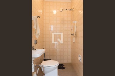 Casa à venda com 235m², 4 quartos e 4 vagasBanheiro de serviço