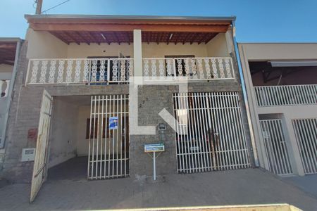 Casa à venda com 160m², 3 quartos e 1 vagaFachada