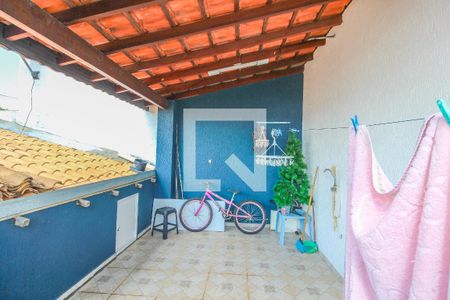 Casa à venda com 170m², 2 quartos e 3 vagas Casa à venda com 170m², 2 quartos e 3 vagasÁrea de Serviço