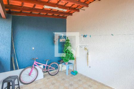 Casa à venda com 170m², 2 quartos e 3 vagas Casa à venda com 170m², 2 quartos e 3 vagasÁrea de Serviço