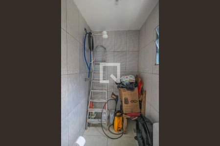 Casa à venda com 170m², 2 quartos e 3 vagas Casa à venda com 170m², 2 quartos e 3 vagasÁrea de Serviço