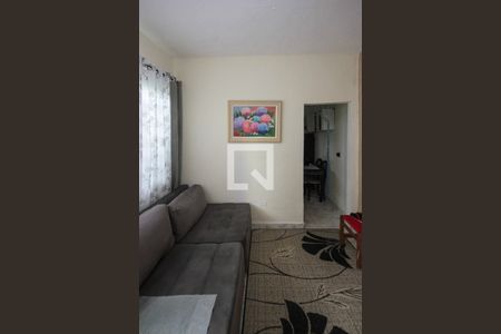 Casa à venda com 187m², 8 quartos e 2 vagasSala casa 04