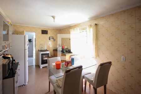 Casa à venda com 187m², 8 quartos e 2 vagasCozinha casa 03