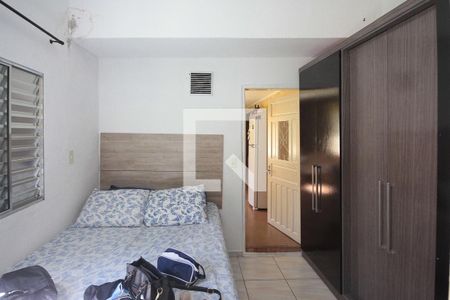 Casa à venda com 187m², 8 quartos e 2 vagasQuarto casa 03