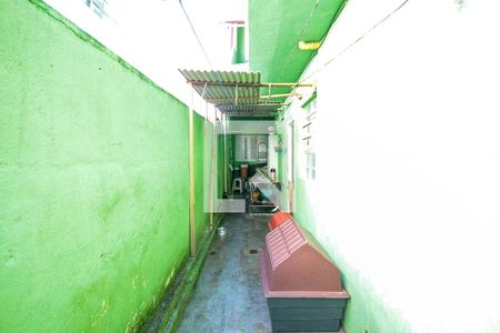 Casa à venda com 187m², 8 quartos e 2 vagasCorredor casa 04