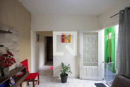 Casa à venda com 187m², 8 quartos e 2 vagasSala casa 04