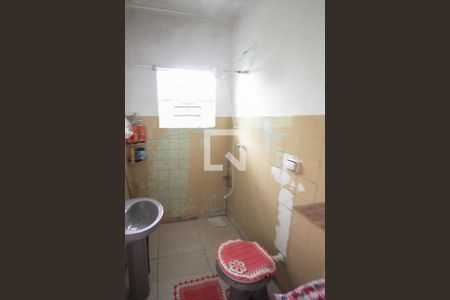 Casa à venda com 187m², 8 quartos e 2 vagasBanheiro